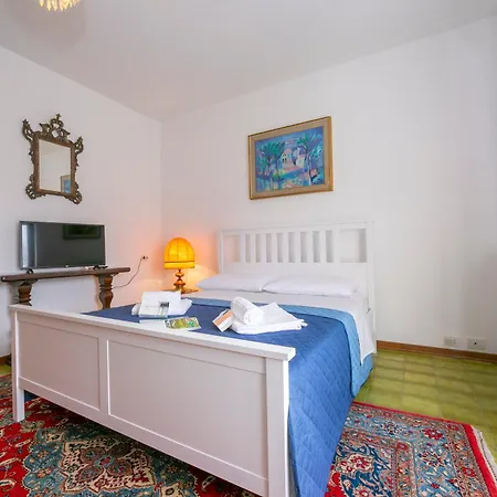 Apartment La Verbanina - Happy