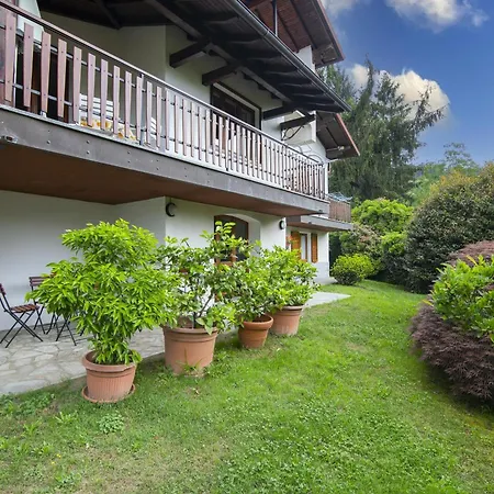 Apartmán La Verbanina Private Garden - Happy