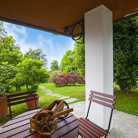 La Verbanina Private Garden - Happy 아파트