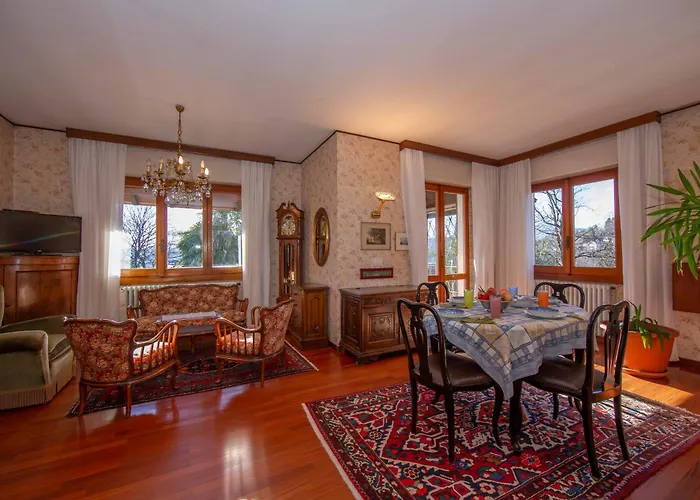 La Verbanina Private Garden - Happy 아파트