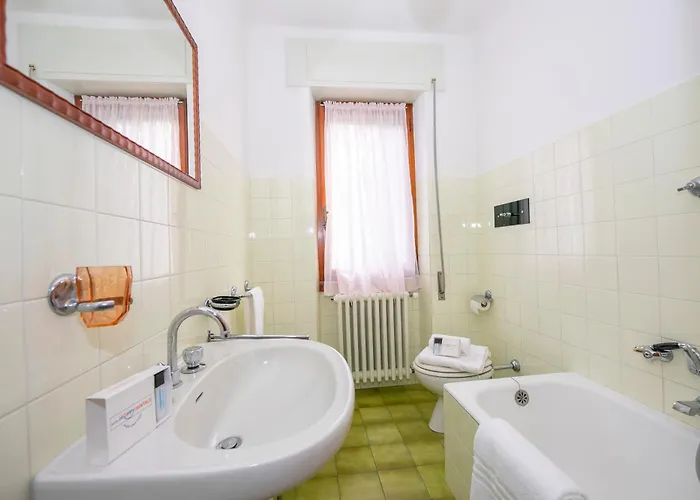 La Verbanina Private Garden - Happy 아파트 *